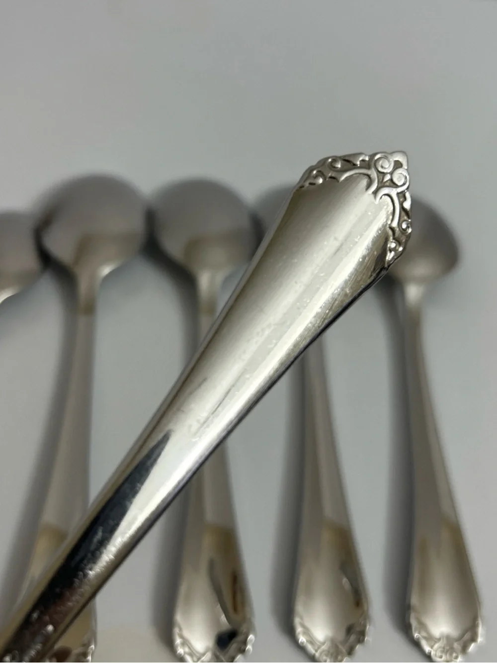 Hampton Silversmith 18/10 Stainless Flatware Felicia Oval Soup & Tea Spoon 6 pcs